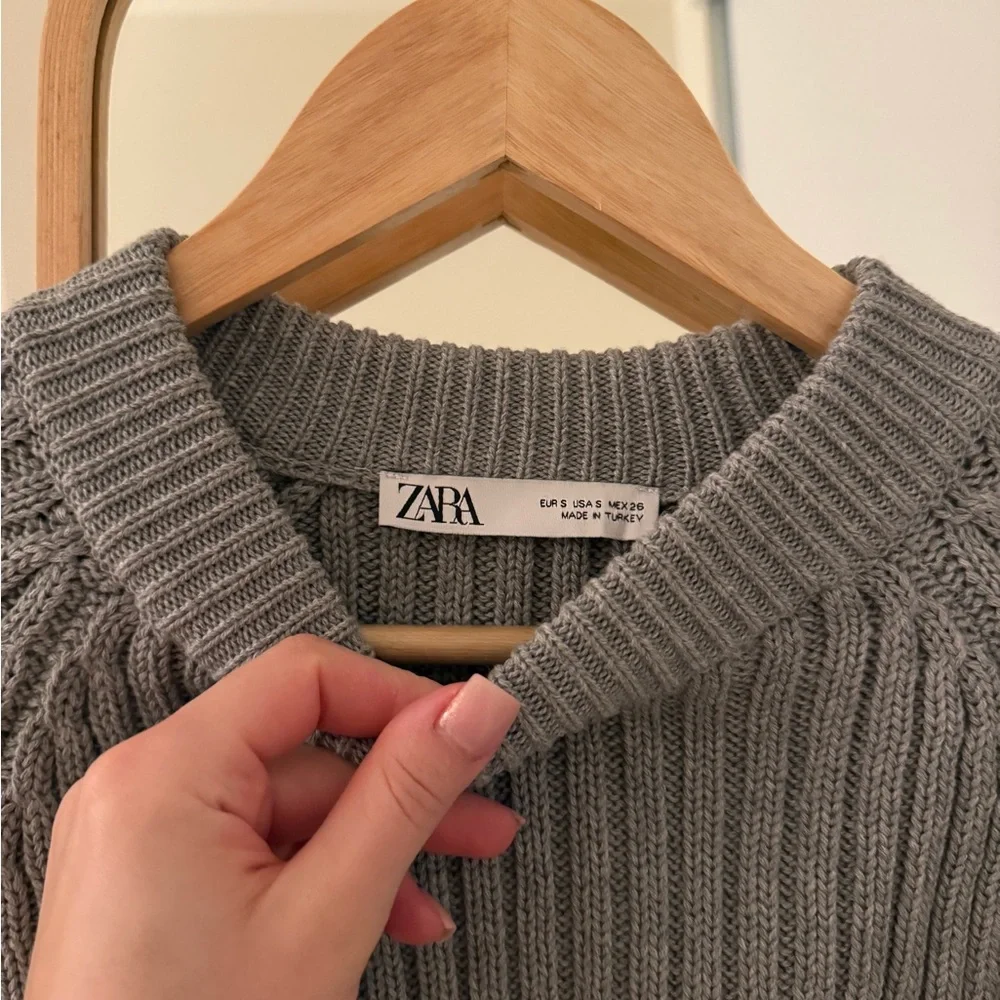 Zara Gray Ribbed Cropped Knit Top - Picture 5 of 6